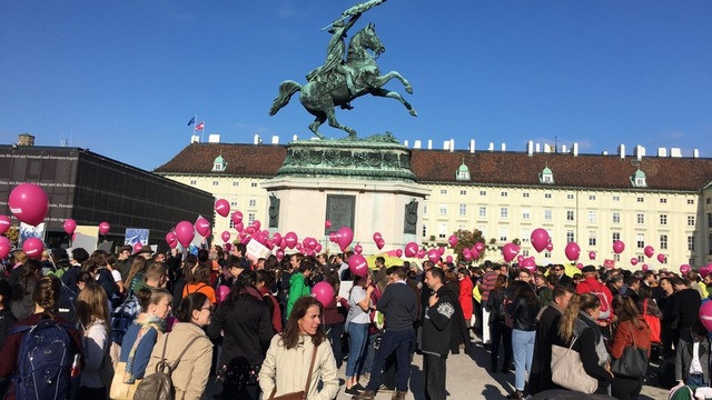 Udeleženci pohoda za življenje na Dunaju (foto: Katarina Nzobandora)