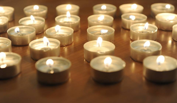 Vseposvojitev sveče (foto: ARO)