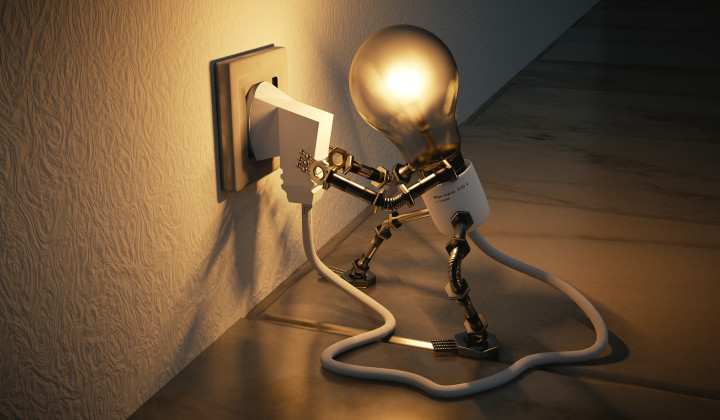 Bomo, kot danes solato ali krompir, kmalu sami pridelali tudi elektriko? (foto: Pixabay)
