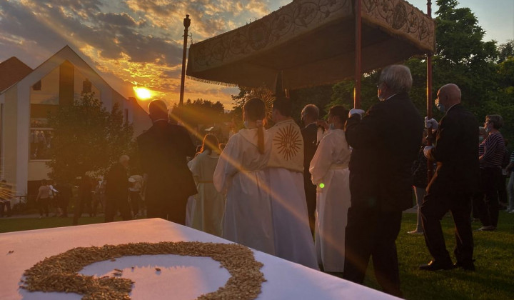 Telovska procesija v Velenju (foto: Župnija Velenje sv. Martin)