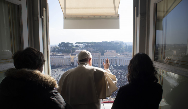 Papež Frančišek in mladi (foto: Divisione Produzione Fotografica/Vatican News)