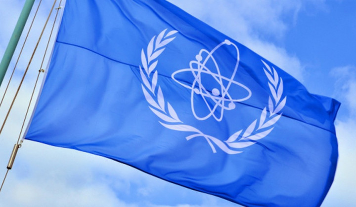 Zastava mednarodne agencije za atomsko energijo  (foto: IAEA)