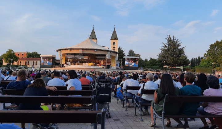 Maša narodov - Medžugorje (foto: Marjana Debevec)