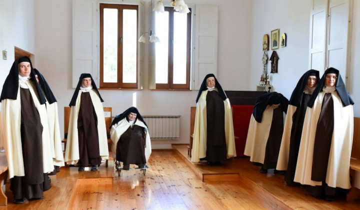 Karmeličanke v Mirni peči (foto: Katoliška cerkev)