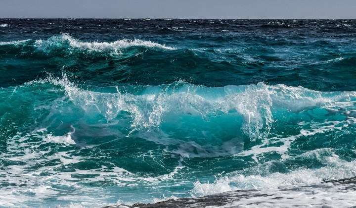 Razburkano morje (foto: pexels)