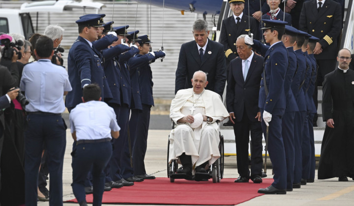 Papež in portugalski predsednik (foto: Vatican Media)