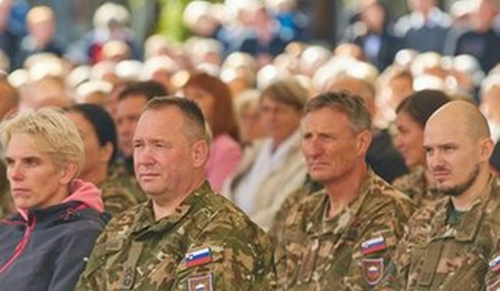 Vojaki pri Mariji Pomagaj (foto: www.marija.si)