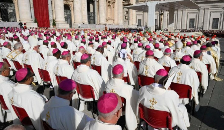 Škofje, udeleženci sinode (foto: Vatican Media)
