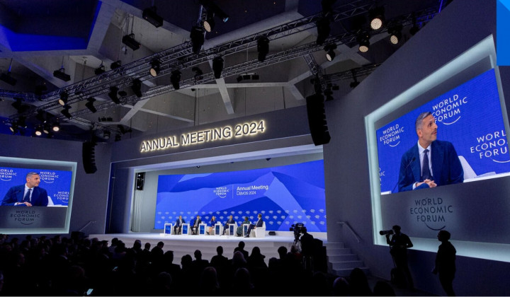 Srečanje v Davosu (foto: uradna spletna stran)