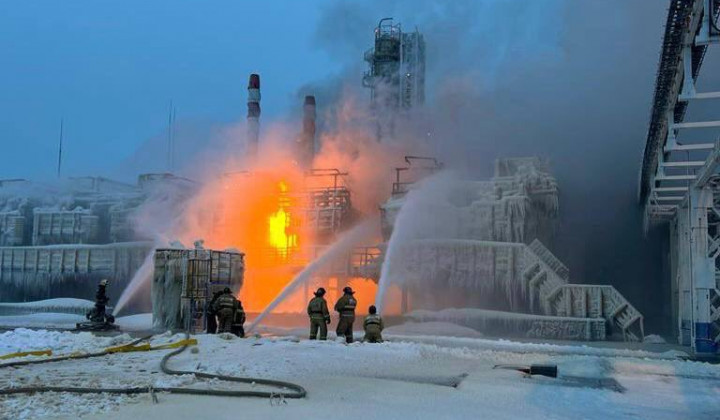 Zagoreli plinski terminal se nahaja v bližini naselja Ust-Luga na meji med Rusijo in Estonijo (foto: Twitter / Jürgen Nauditt)