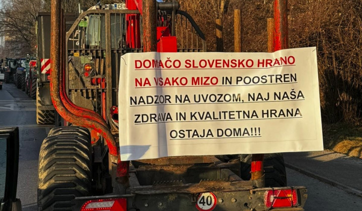 Spontani protest kmetov v Celju (foto: Franc Jagodič )