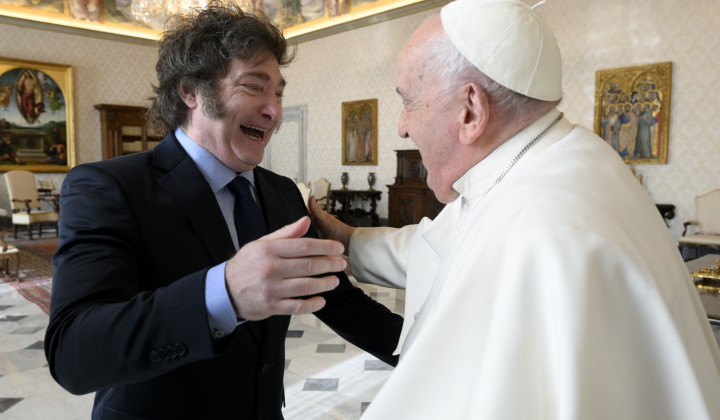 Papež Frančišek in Javier Gerard Milei (foto: Vatican Media)