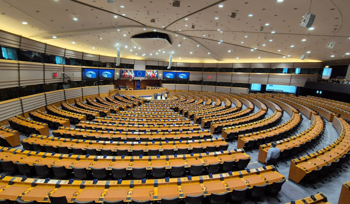 Evropski parlament (foto: ARO)
