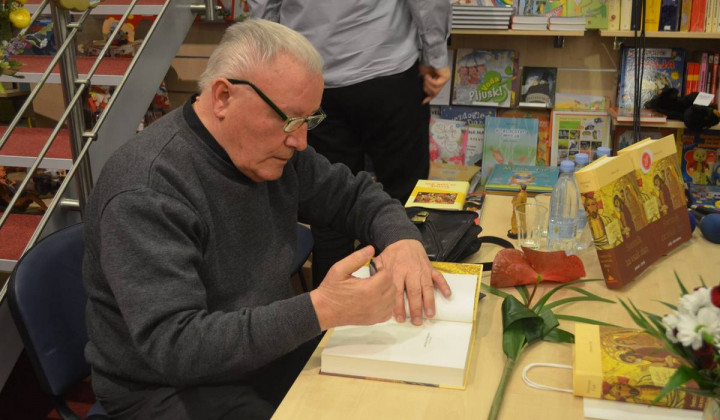 msgr. Silvester Čuk  (foto: )