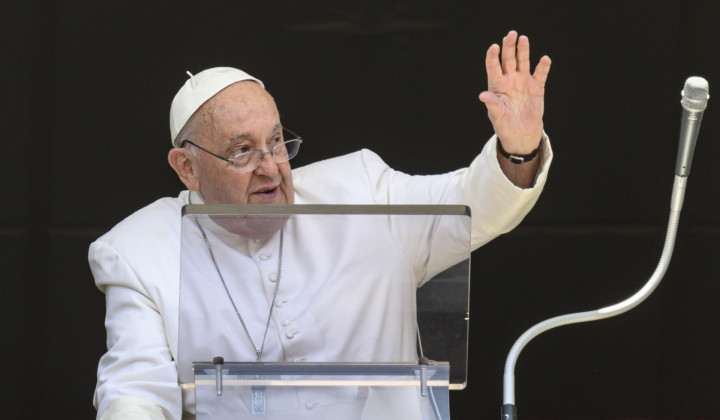 Papež pred današnjo opoldansko molitvijo (foto: Vatican media)