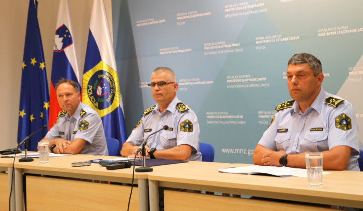 Direktor PU Ljubljana Tomislav Omejec, generalni direktor Policije mag. Senad Jušić in direktor PU Novo mesto Igor Juršič (foto: policija.si)