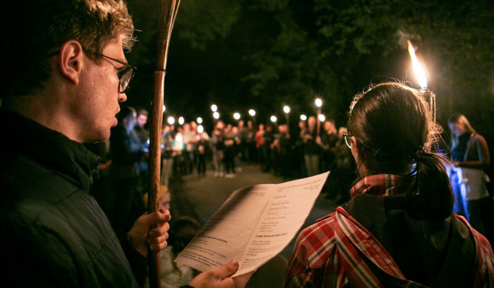 Molitev (foto: Danijel Olivo)