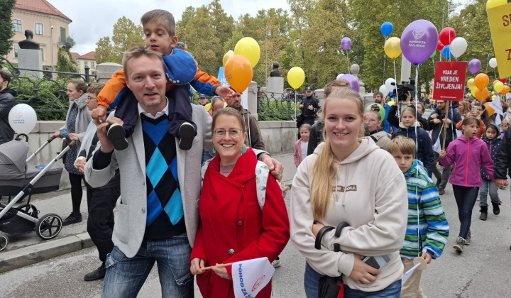 Družina Sokol Družina Sokol (foto: Marjana Debevec)