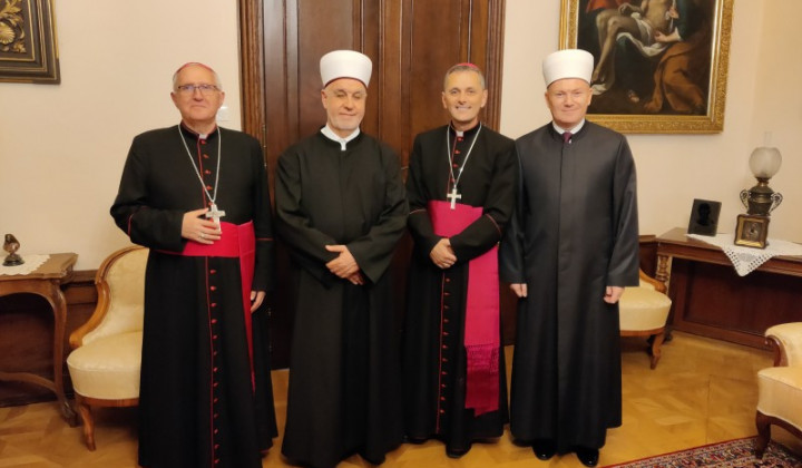 Nadškof Stanislav Zore, veliki mufti BiH Husein Kavazović, škof Andrej Saje in mufti Nevzet Porić (foto: Katoliška Cerkev)