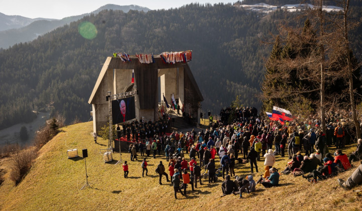 Osrednja spominska slovesnost ob 83. obletnici Dražgoske bitke. (foto: Bor Slana / STA)