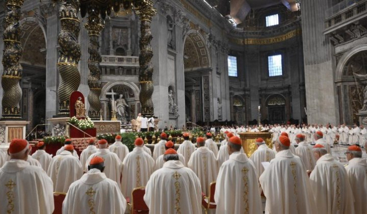 Kardinali somaševalci pri deveti maši zadušnici za papeža Frančiška Kardinali somaševalci pri deveti maši zadušnici za papeža Frančiška (foto: Vatican Media)
