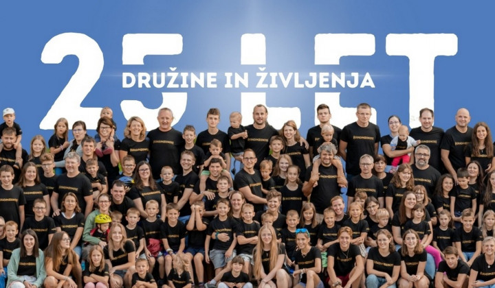 DiŽ praznuje 25 let DiŽ praznuje 25 let (foto: Družina in življenje)