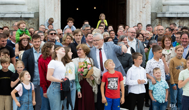 Udeleženci slovesnega praznovanja 25. obletnice delovanja DiŽ-a (foto: Matjaž Maležič)