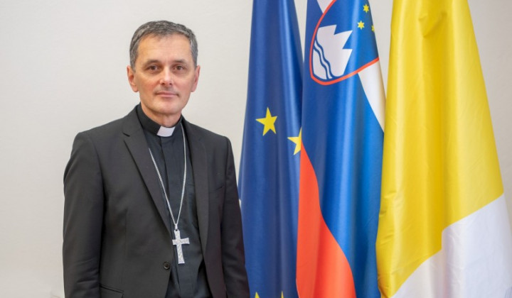Škof Andrej Saje Škof Andrej Saje (foto: David Kraner za SŠK)