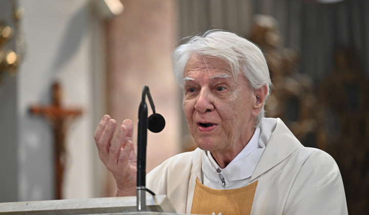 Pridigal je strunjanski župnik Bojan Ravbar (foto: Ubald Trnkoczy)