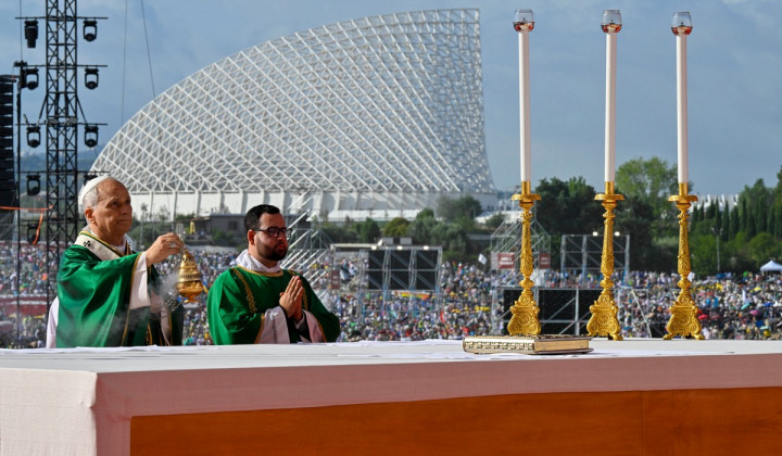 Papež Leon XIV. Papež Leon XIV. (foto: Francesco Sforza/Vatican Media)