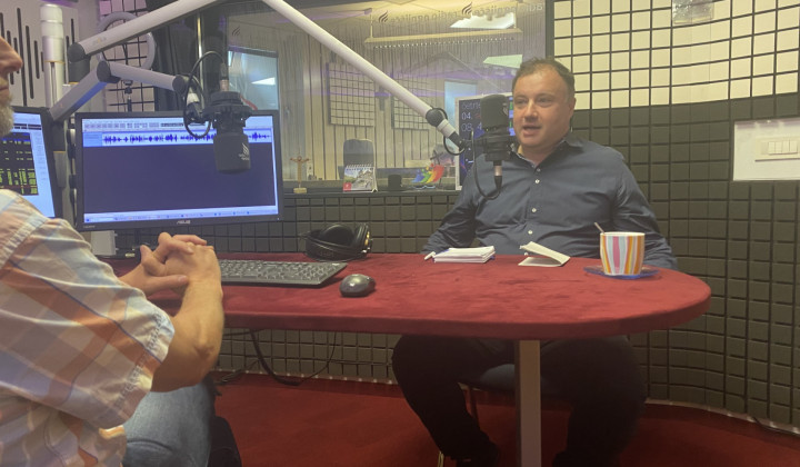 Sogovornik Blaža Lesnika je bil soustanovitelj in direktor podjetja SunContract Gregor Novak Sogovornik Blaža Lesnika je bil soustanovitelj in direktor podjetja SunContract Gregor Novak (foto: Uroš Urbas)
