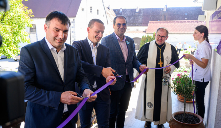 Odprtje prenovljene stiške lekarne (foto: Gašper Stopar)