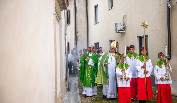 Blagoslov obnovitvenih del v župniji Vipava (foto: Rok Mihevc)