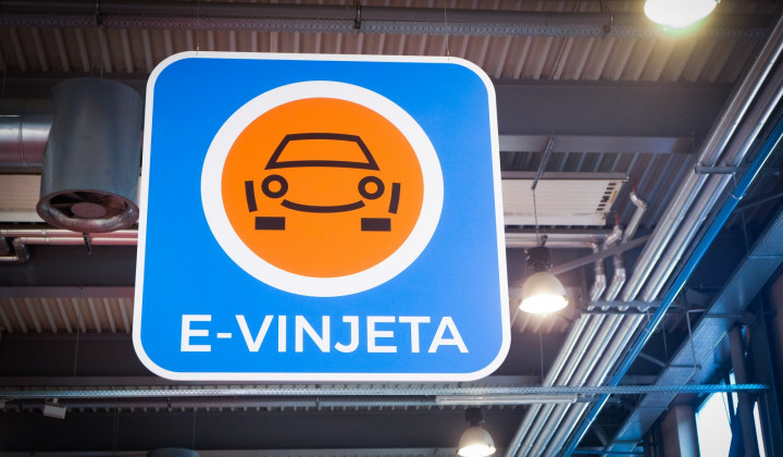 Elektronska vinjeta. Elektronska vinjeta. (foto: STA)