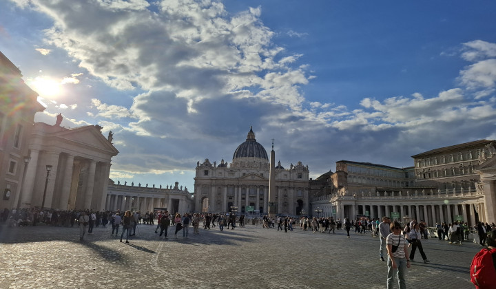 Trg sv. Petra v Vatikanu (foto: Marjana Debevec)