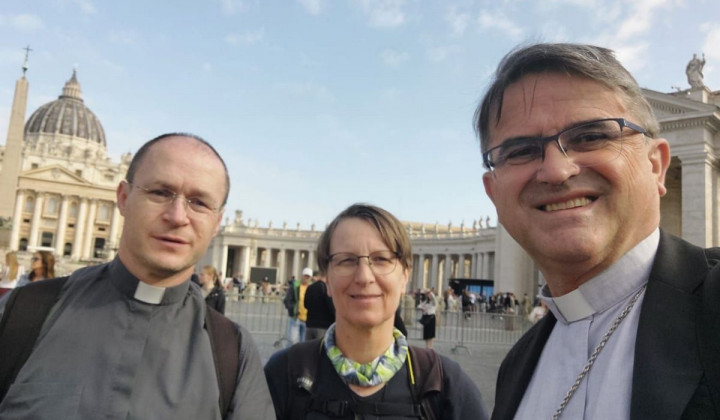 Janko Rezar, s. Marjeta Pija Cevc in škof Maksimilijan Matjaž Janko Rezar, s. Marjeta Pija Cevc in škof Maksimilijan Matjaž (foto: Maksimilijan Matjaž)