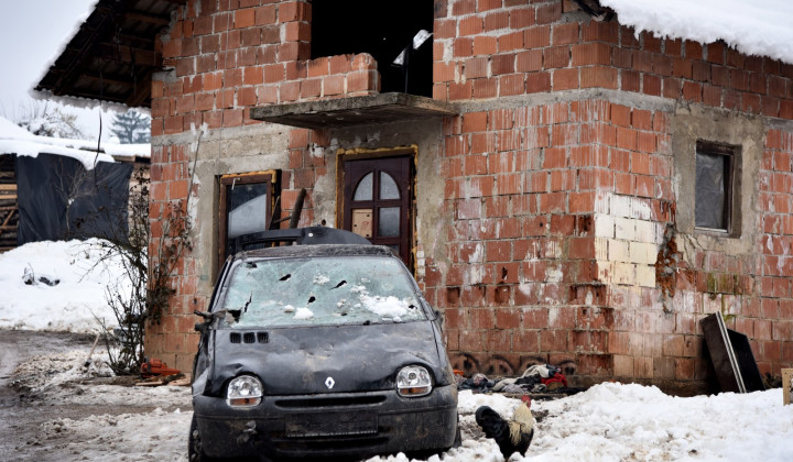 Prizor iz enega od romskih naselij (foto: Tamino Petelinšek / STA)