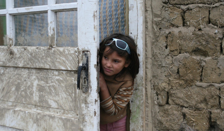 Od osamosvojitve dalje je država – torej davkoplačevalci – za reševanje romske problematike namenila nekaj 100 milijonov evrov. (foto: Slavoj Raszka / Pixabay)