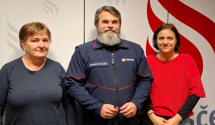 Alenka Petek, Roman Vučanjk, Urška Smerkolj (z leve proti desni) (foto: Petra Stopar)