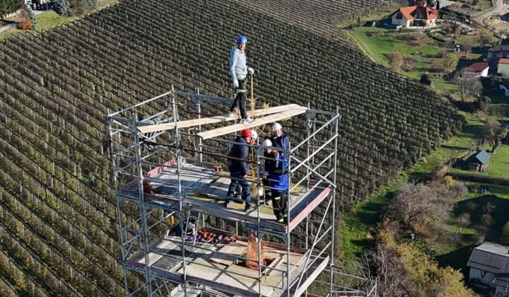 Pogled na zvonik v župniji Slovenska Bistrica (foto: Samo Mikulič)