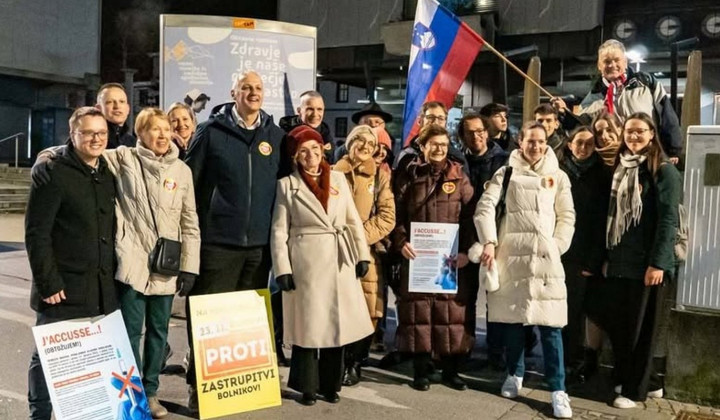 Osrednji nosilci kampanje proti zakonu o asistiranem samomoru (foto: Pohod za življenje fb)