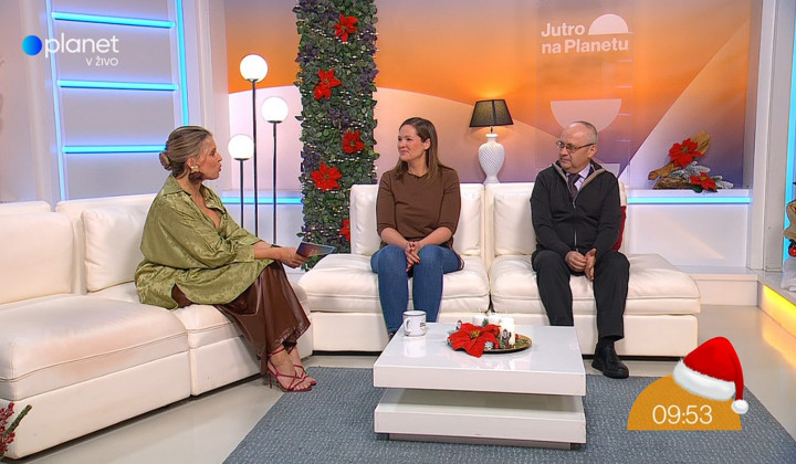 V studiu (foto: Zajem zaslona Planet TV)