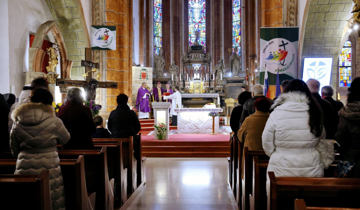 Škof Maksimilijan Matjaž (foto: Vatican News/Jože Potrpin)