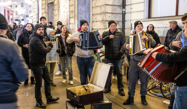 Shod harmonikašev na Prešernovem trgu (foto: Rok Mihevc)
