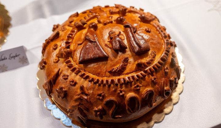 Poprtnik, na njem sveta družina (foto: Rok Mihevc)