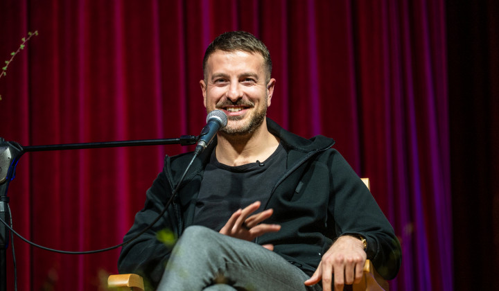 Ustvarjalec podkasta Aidea, podjetnik in pisatelj Klemen Selakovič (foto: Rok Mihevc)