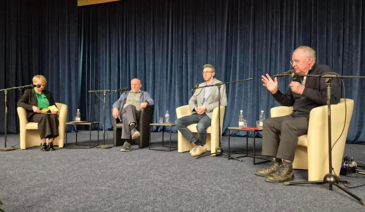 Udeleženci okrogle mize v Mariboru (foto: Marko Zupan)