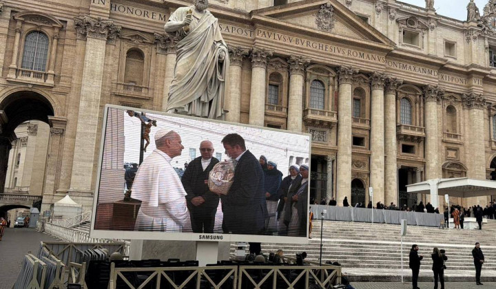 Direktorja Trstenjak in Turk pri papežu Leonu XIV. (foto: Alen Salihović)