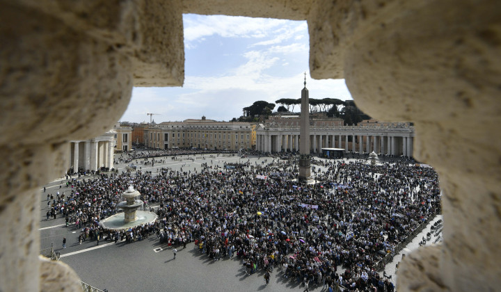 Trg sv. Petra (foto: Matteo Pernaselci/Vatican Media)