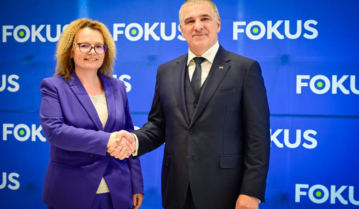 Gosta politične Svetovalnice sta bila predsednik stranke Fokus Marko Lotrič in generalna sekretarka stranke Monika Kirbiš-Rojs (foto: Spletna stran Fokus)